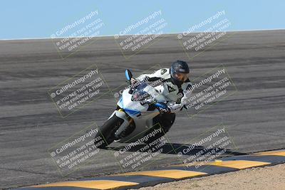 media/Mar-24-2025-Moto Forza (Mon) [[57ce5c5cff]]/3-Beginner Group/Session 2 Bowl/